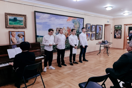 zKx5FSL1wBg