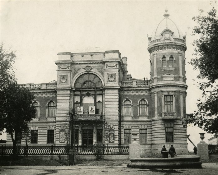 Музейный фронт: Спасти наследие