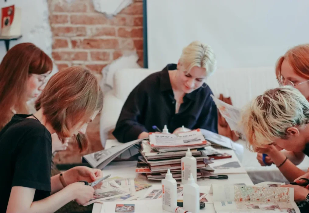 Коллаж к женскому дню